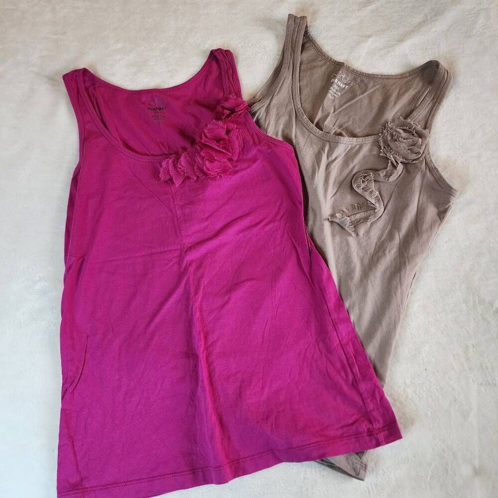 Old Navy Set Of Two Tank Tops with Embellishment Size Medium